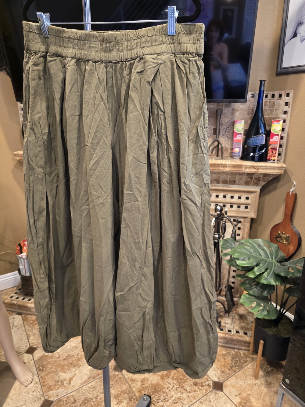 Free People Moonflower Baloon Pants, L, NWOT - Picture 2 of 8